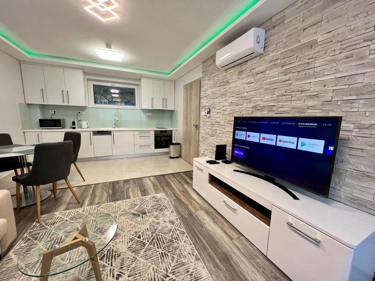 Apartment Lara Lux 2 Hajduszoboszlo