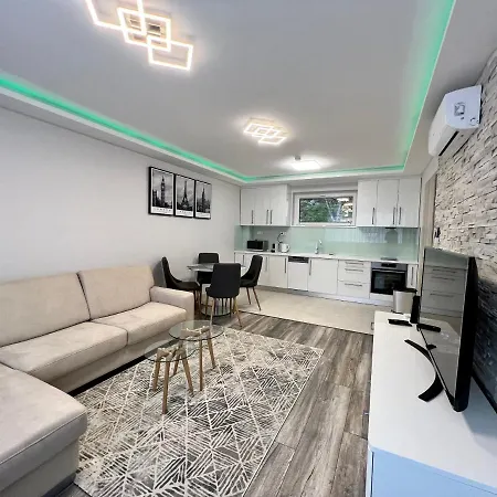 Lara Lux Apartment 2 Hajduszoboszlo Exterior photo